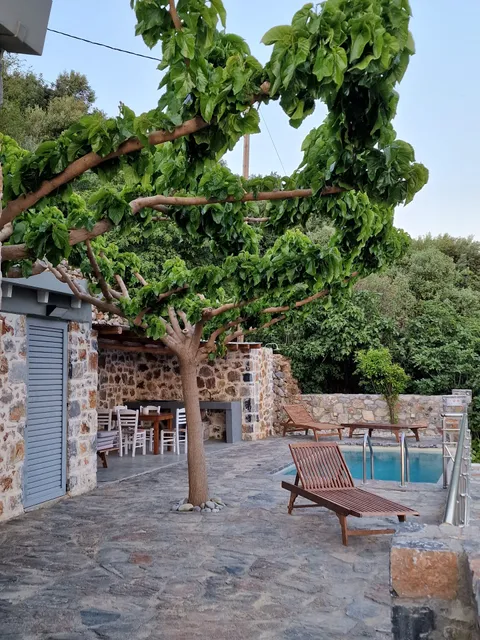 Pyrgos Villas
