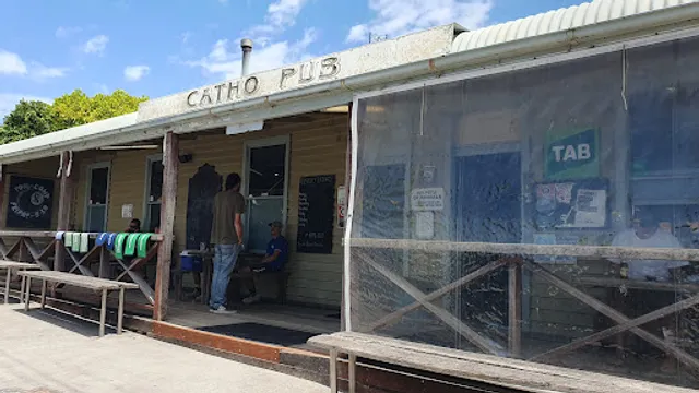 Catho Pub ("Catherine Hill Bay Hotel")