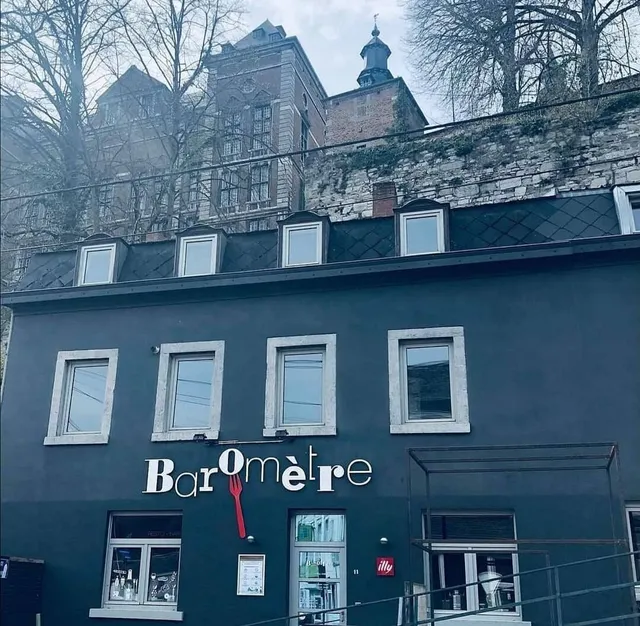 Barotel (Bed & Dinner)