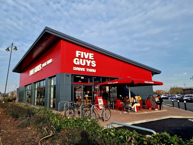 Five Guys Burgers and Fries Hull Kingswood - Drive Thru
