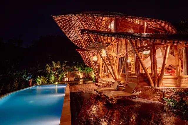 CR Tris Casa De Bambú - Bamboo House Bali