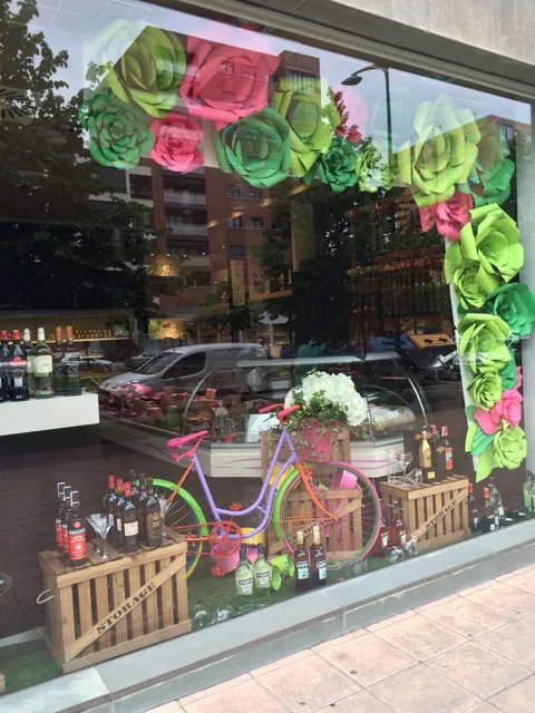 Delicatessen "La Blanca"