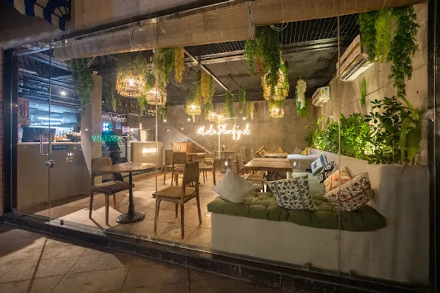 3 Story | Modern Resto & Café