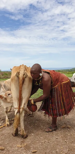 Lake Eyasi Camping & Activities