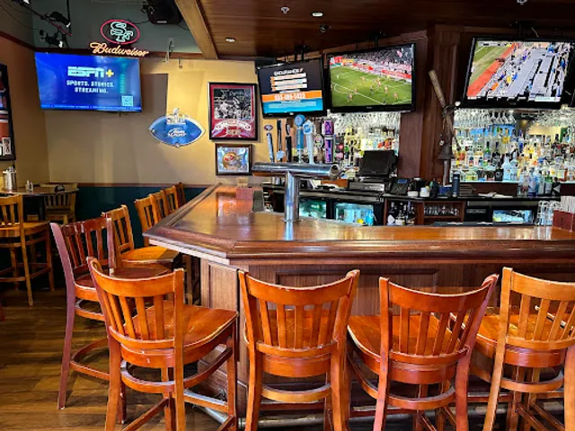 Players Sports Grill & Arcade