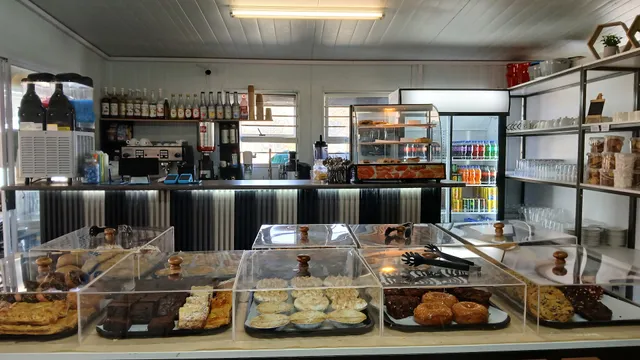 Aunty Pat's Pantry & The Pit Stop