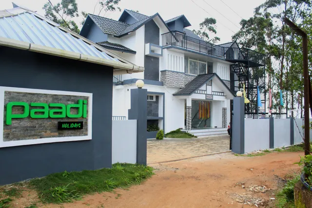 Paadi Holidays