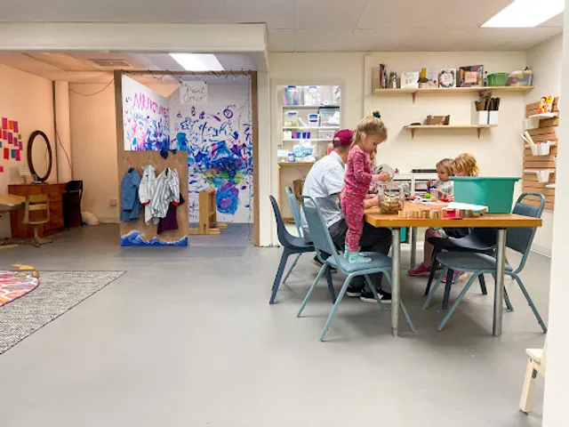 Fruit Loops Art Center