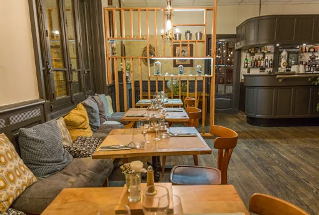 Restaurant Le Café De Paris