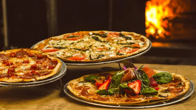 Crostini Pizza North Broadway