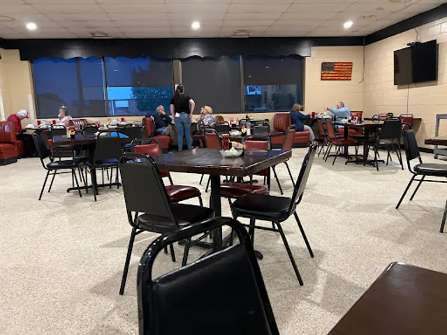 Skipper Forsyth's Bar-B-Q