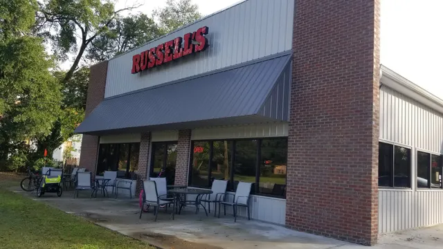 Russell's Pizza