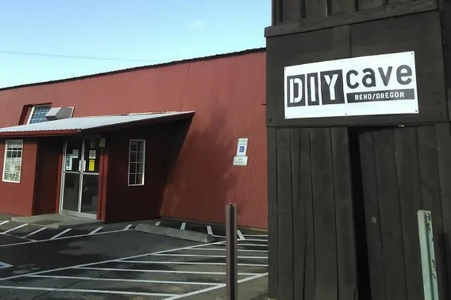 DIYcave Makerspace