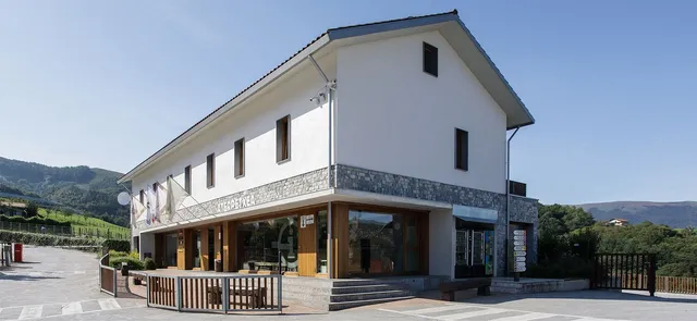 Youth Hostel Stop Inn