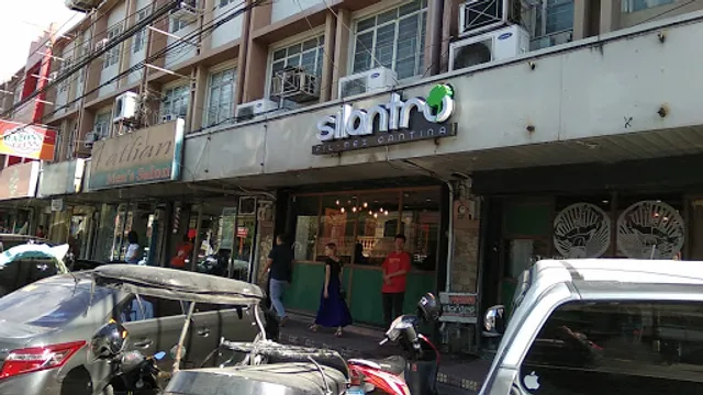 Sílantro Fil-Mex Cantina