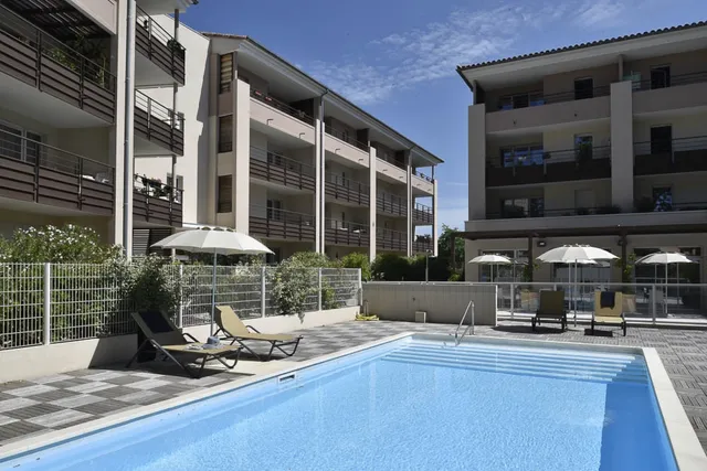 Résidence Seniors Uzès OCCITALIA - Le Domaine d'Ucétia