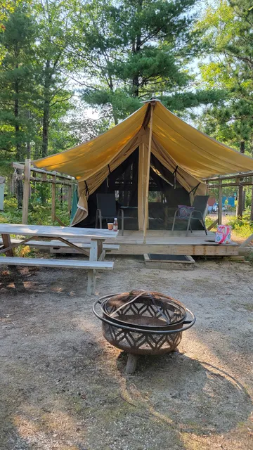 AuTrain Lake Campground