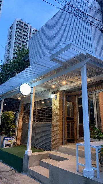 Calmly Stay Ratchada