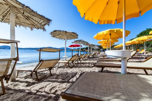 Koki Beach - Beach bar&noleggio lettini e ombrelloni