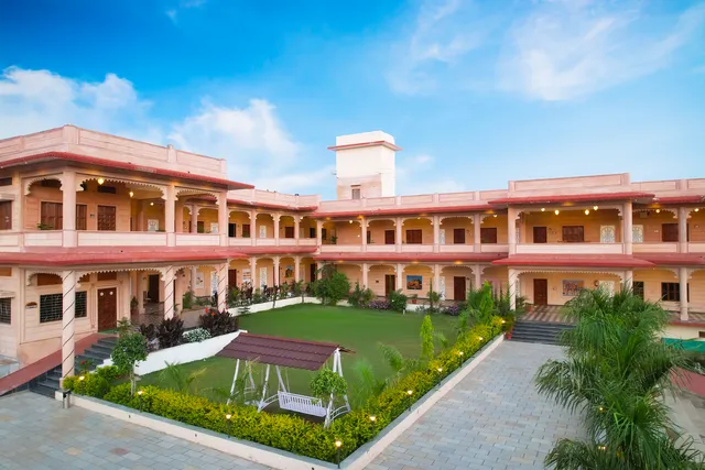 Jai Niwas Palace Resort