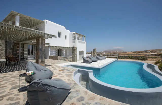 Ventus Villa & Studios