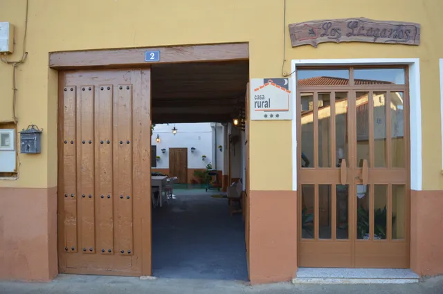 CASA RURAL Los Lláganos