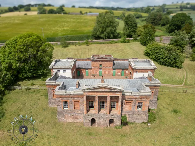 Silverton Stables, Landmark Trust