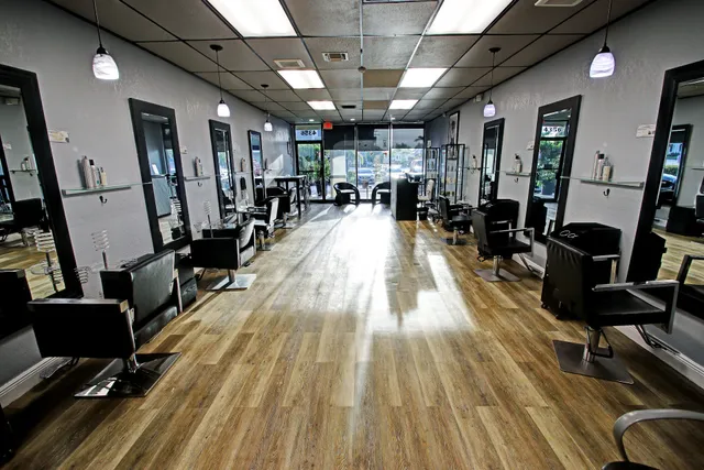 The Blowout Blowdry Bar