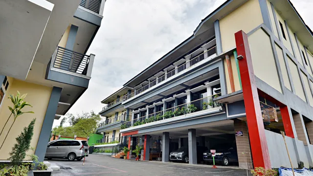 ZEN Rooms Cibogo Megamendung Puncak