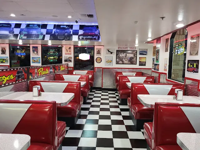 Triangle Drive In Burgers(Shaw/Marks)