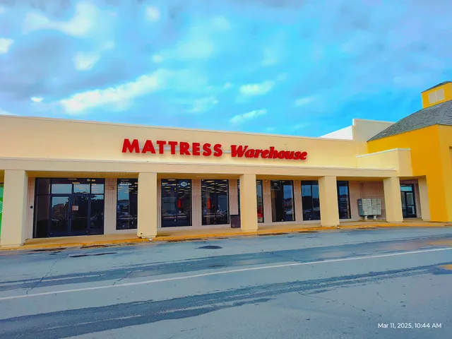 Mattress Warehouse of Nags Head - OBX Mall