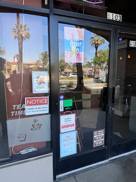 Green Shaker by Ten Ren