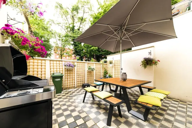 Daya bed & breakfast