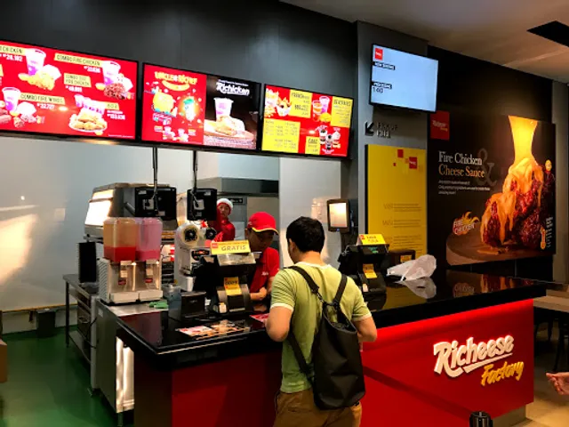 Richeese Factory Pantai Indah Kapuk