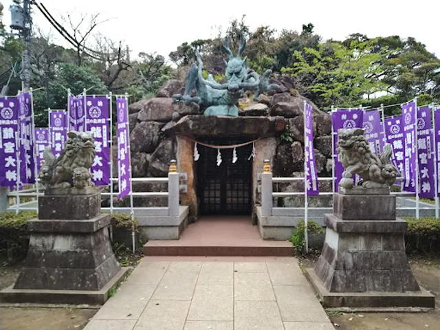 Wadatsumi-no-miya (Dragon Shrine)