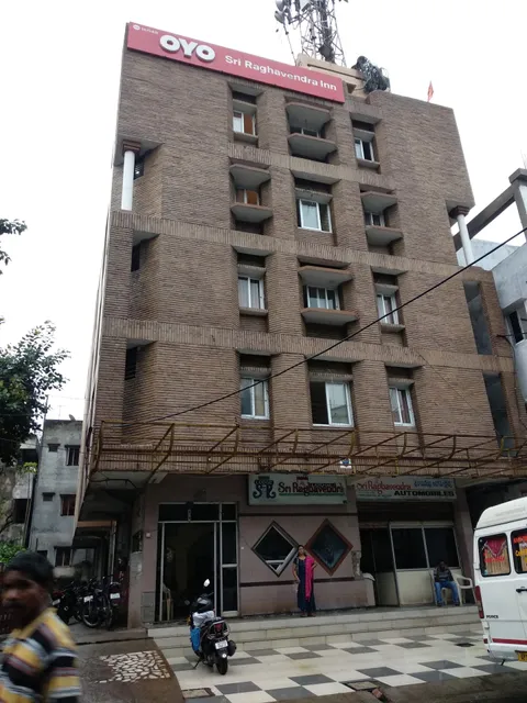Hotel Raghavendra inn