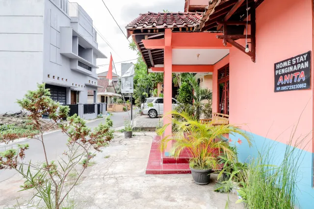 Home Stay Penginapan Daniela