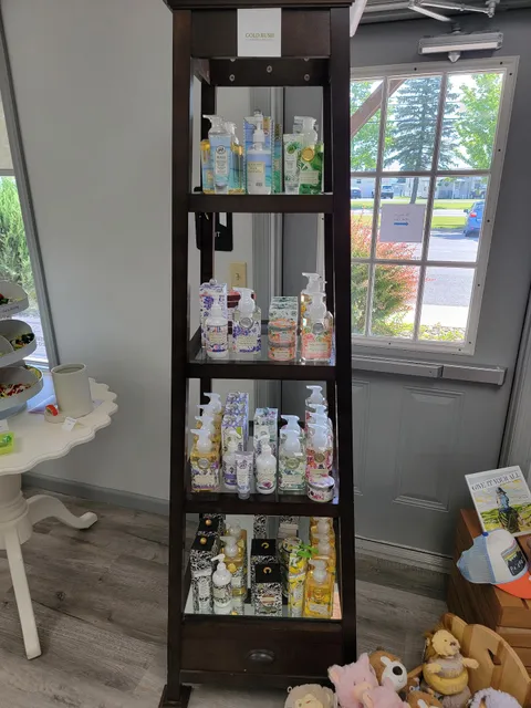 Gold Rush Diamonds & Boutique