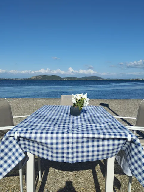 AZZURRO all day kitchen-grill-bar-cafe