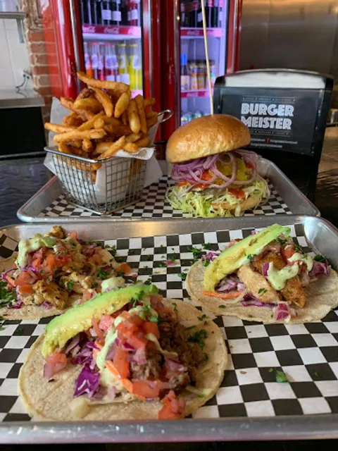 Burgermeister - South Beach