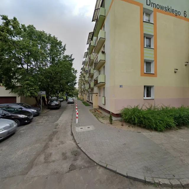 Apartament Dmowskiego 6