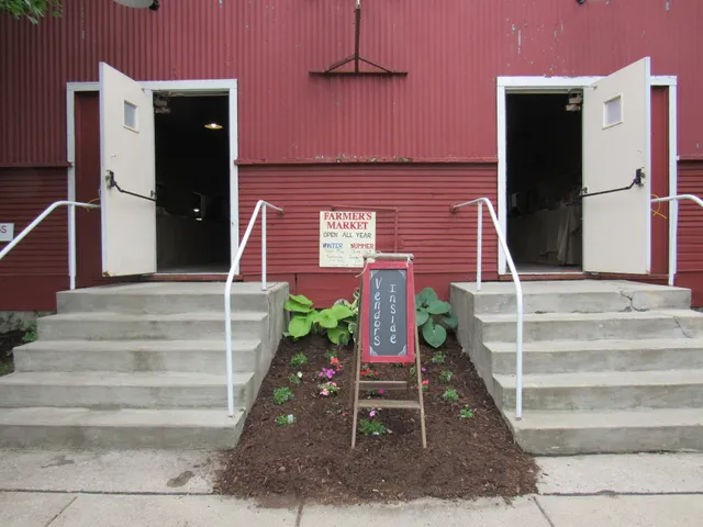 Monroe Farmers Market