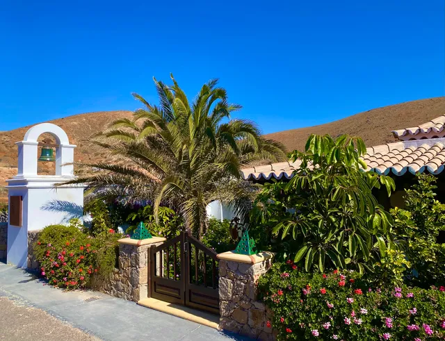 Santa Maria “LUXURY ROOMS”