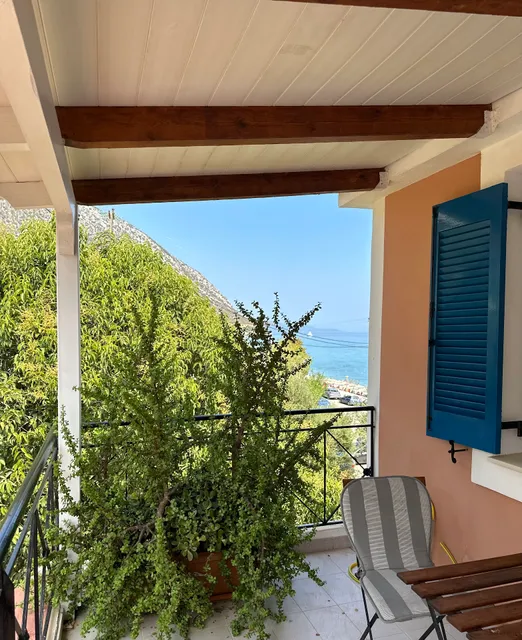 Pagonis Apartments & Villa Spyros