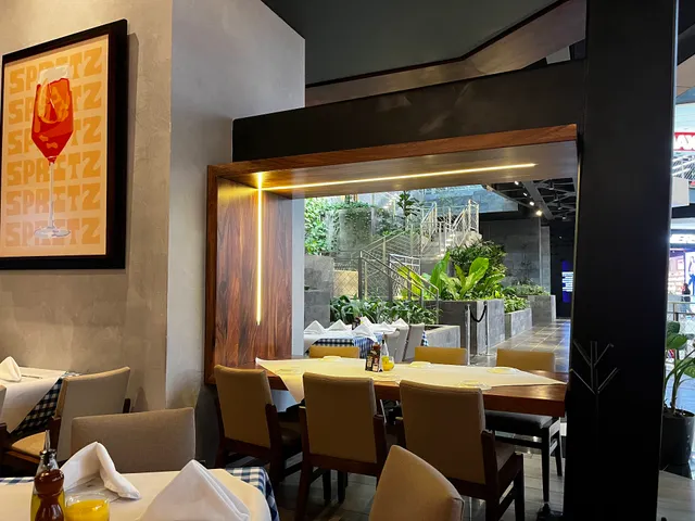 Tre Fratelli • Oakland Place