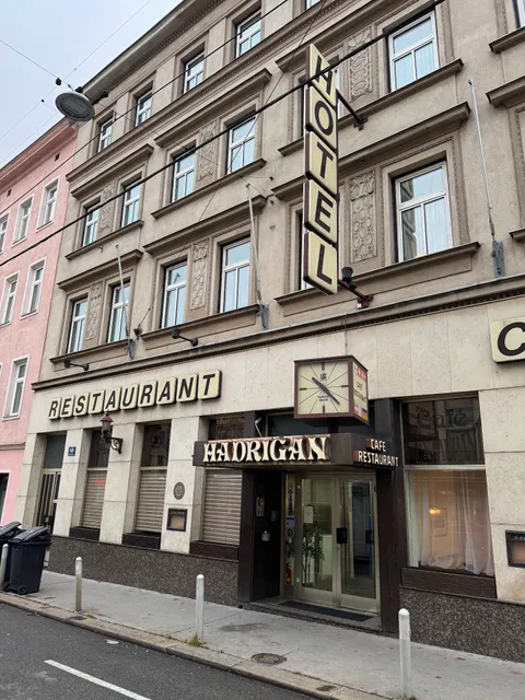 Hotel Hadrigan