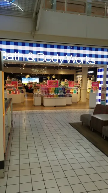 Bath & Body Works