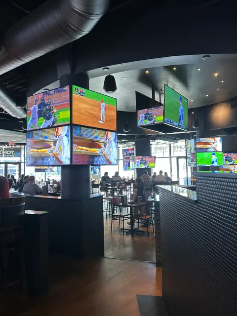 Tom's Watch Bar - Phoenix Chase Field