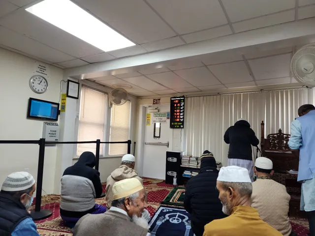 Elmhurst Muslim Center INC