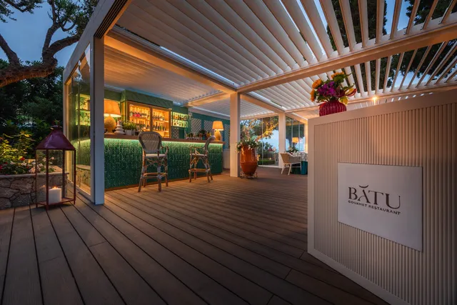 Bátu presso Grand Hotel Sanpietro